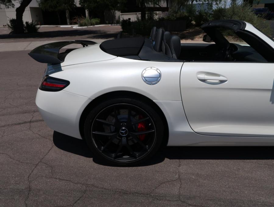 Детали экстерьера Mercedes-Benz SLS AMG GT Roadster Final Edition (R197) 2015 года  (фото 21 из 74)